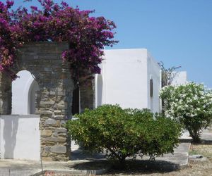 Alkionides Bungalows Naoussa Greece