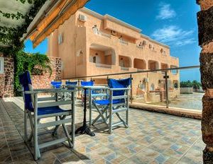 Fira Calm Hotel Fira Greece