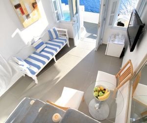 Finesse Suites Oia Greece