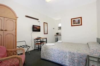 Hotel Photo 10
