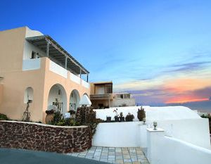 Muses Cycladic Suites Oia Greece