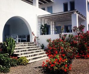 Sun Anemos Resort Oia Greece