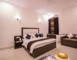 OYO 5515 Just Stay Gulmohar Gwalior India