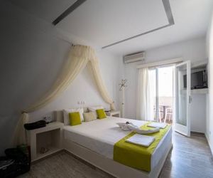 Argiris Studios Kamari Greece