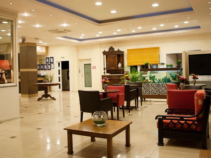 Hotel Photo 8