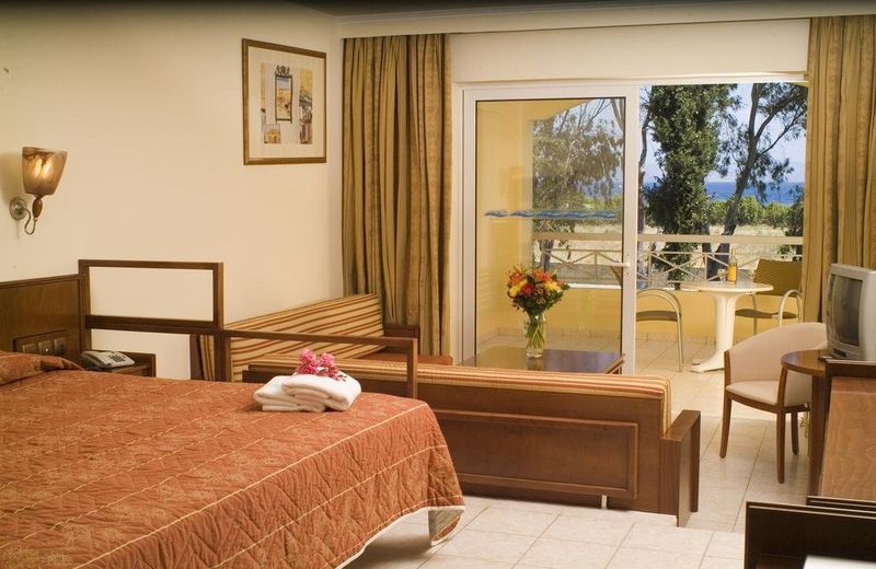 Kipriotis Maris Suites