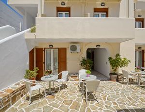 Margo Studios Naxos Town Greece