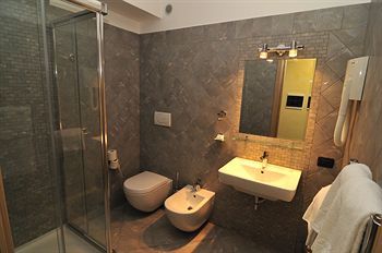 صورة الفندق 8