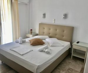 Vassiliki Rooms Parikia Greece