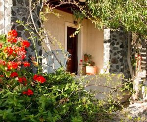 Birds Villa Apartments - Including Car Rental Perissa Greece