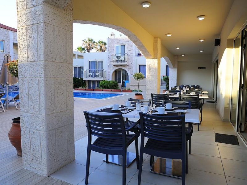 Hotel Photo 12