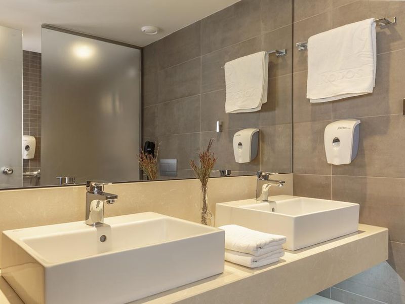Hotel Photo 9