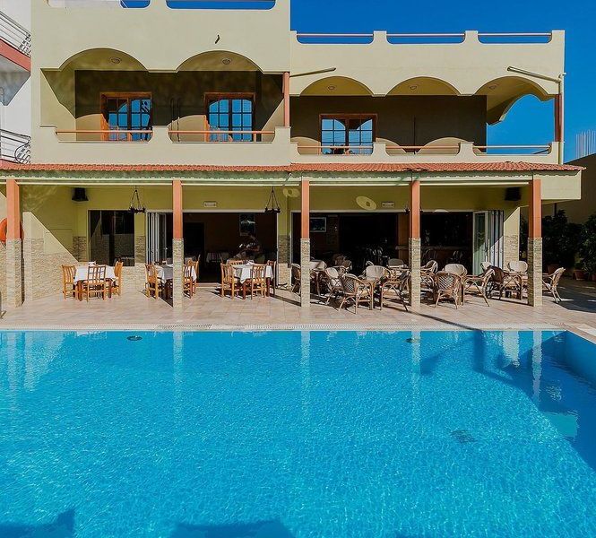 Hotel Photo 1