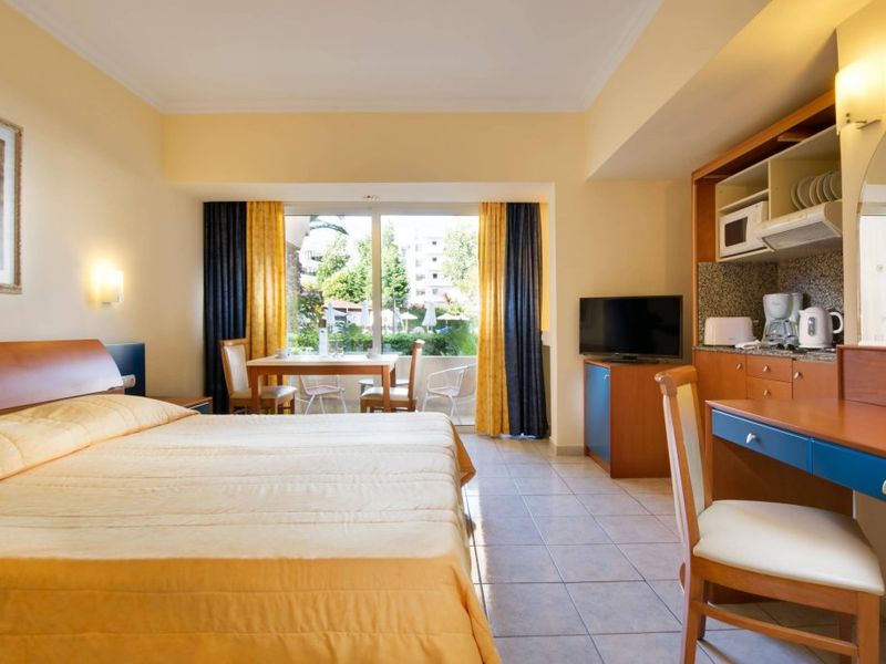 Hotel Photo 3