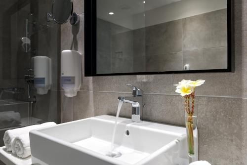 Hotel Photo 9