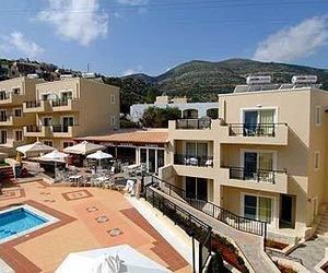Rainbow Apartments Malia Greece