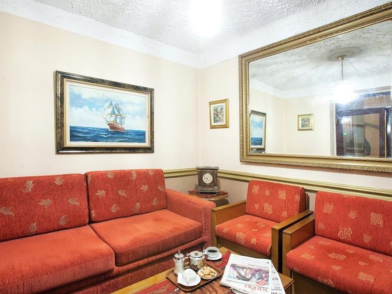 Hotel Photo 8