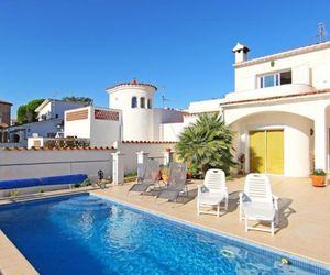 Holiday Home Fluvia 2a Empuriabrava Empuriabrava Spain