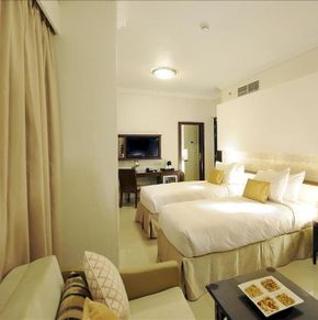 NearBy Hotel