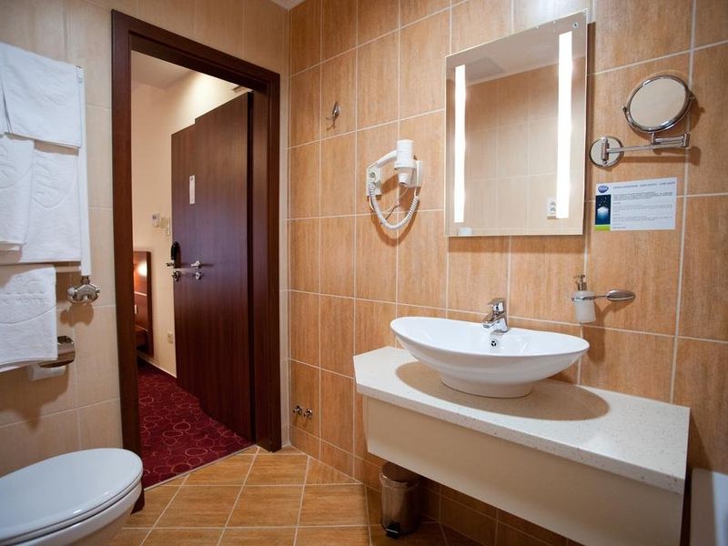 Hotel Photo 9