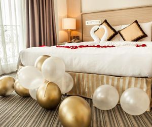 Super Hotel Candle Hanoi Vietnam