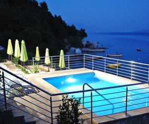 Apartments Nostro Omis Croatia
