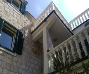 Apartments Villa Mirakul Kastel Novi Croatia