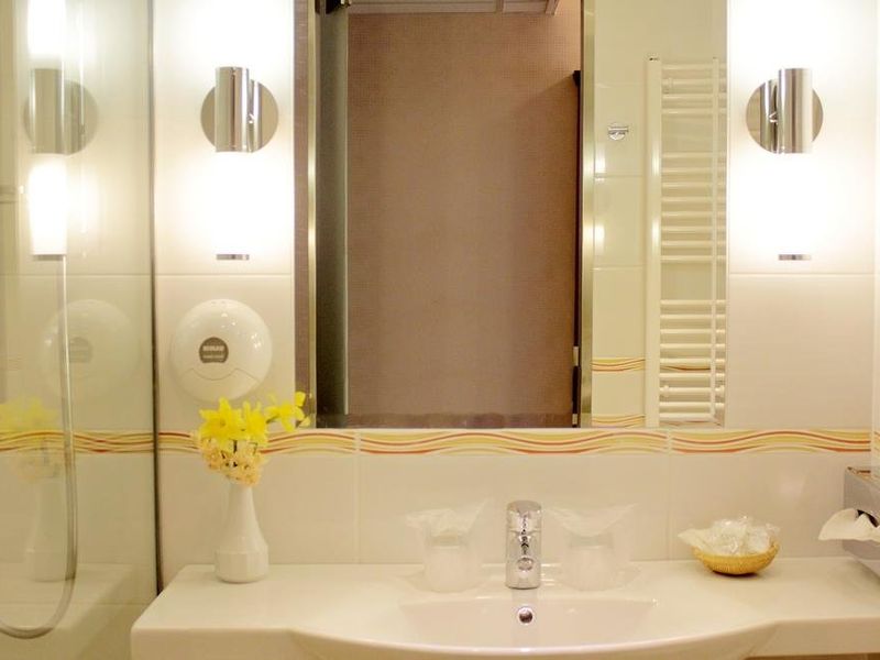 Hotel Photo 9