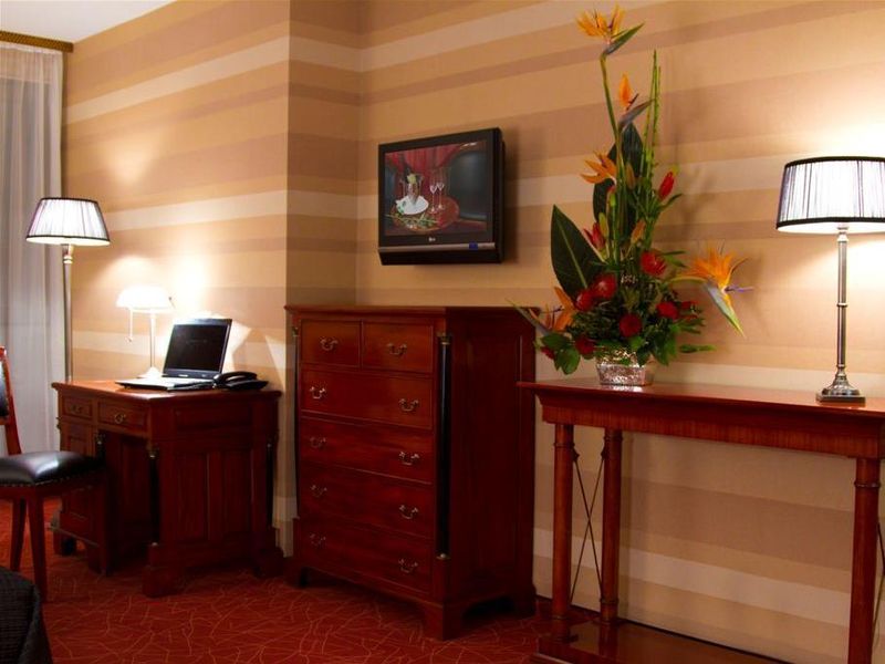Hotel Photo 4