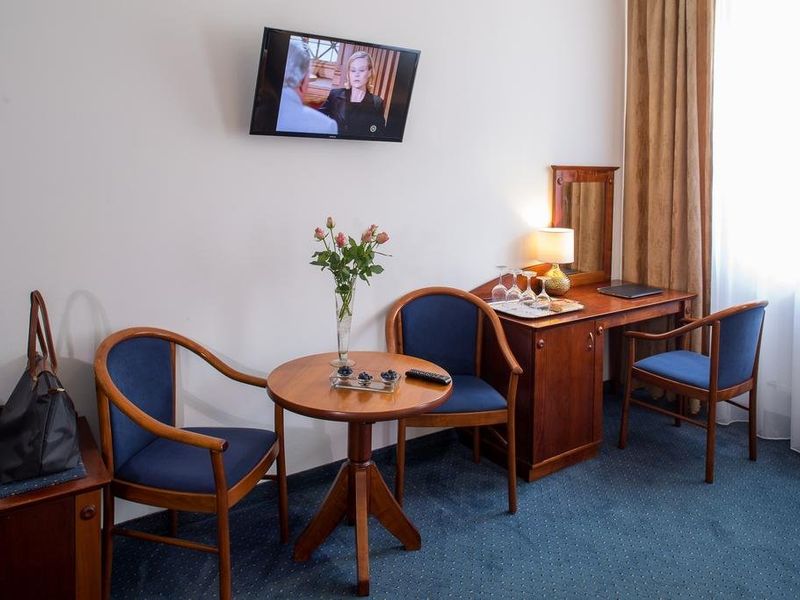 Hotel Photo 7