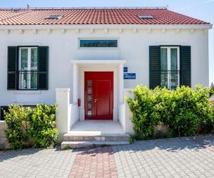 Zlatni Bol Apartments Bol Croatia