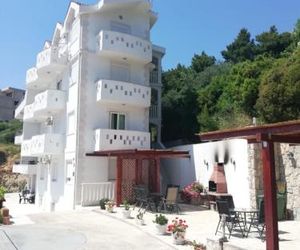 MALOU Baska Voda Croatia
