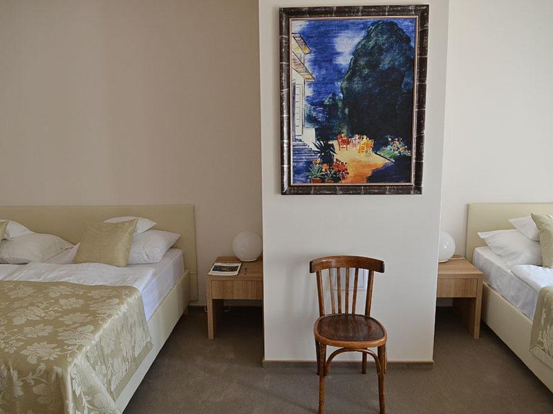 Hotel Photo 5