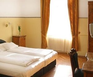 Golden Ship Hotel / Aranyhajo Fogado Pecs Hungary