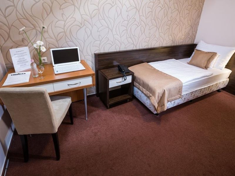 Hotel Photo 5