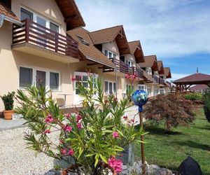 Petrovics Apartmanház Buk Hungary