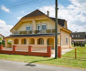 Holiday Home Balaton H342 Balatonmariafurdo Hungary