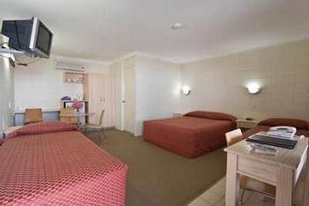 Nambour Lodge Motel