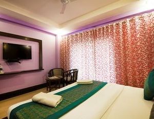 Hotel Grand Plaza - Pahar Gunj Delhi City India