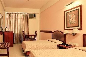 Hotel Tourist Deluxe