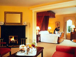 Hotel pic The Dunraven, Adare