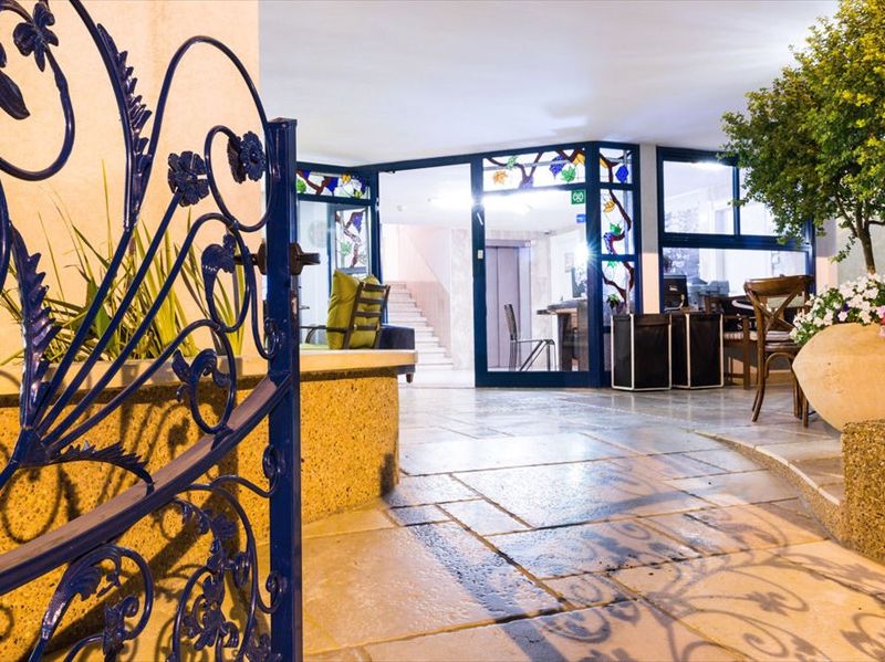 Hotel Photo 17
