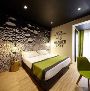 NearBy Hotel