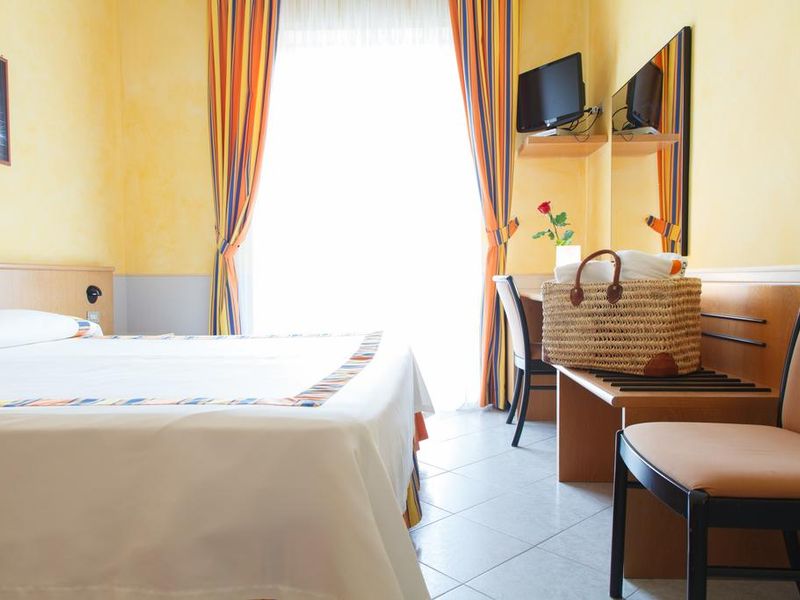 Hotel Photo 3