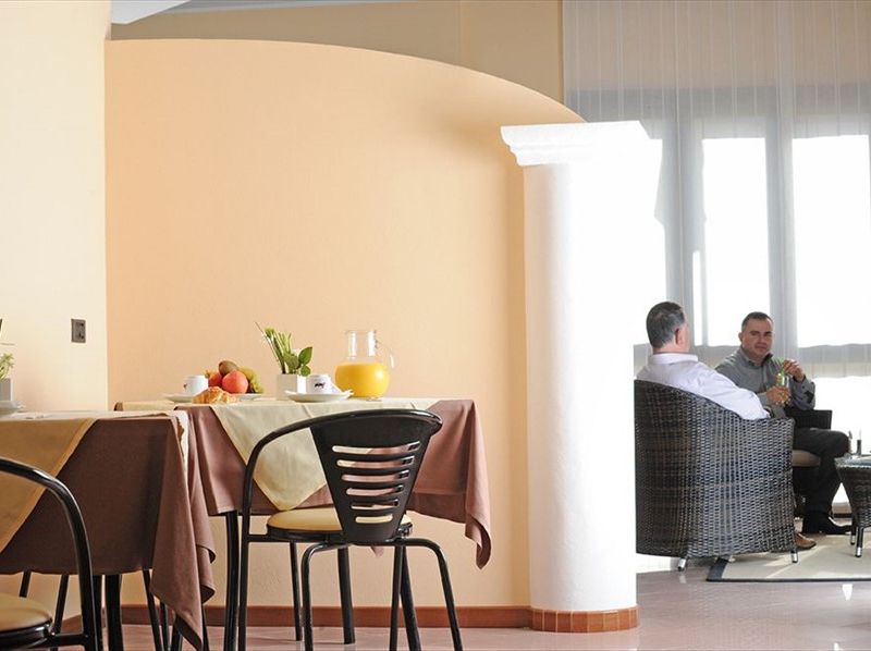 Hotel Photo 12
