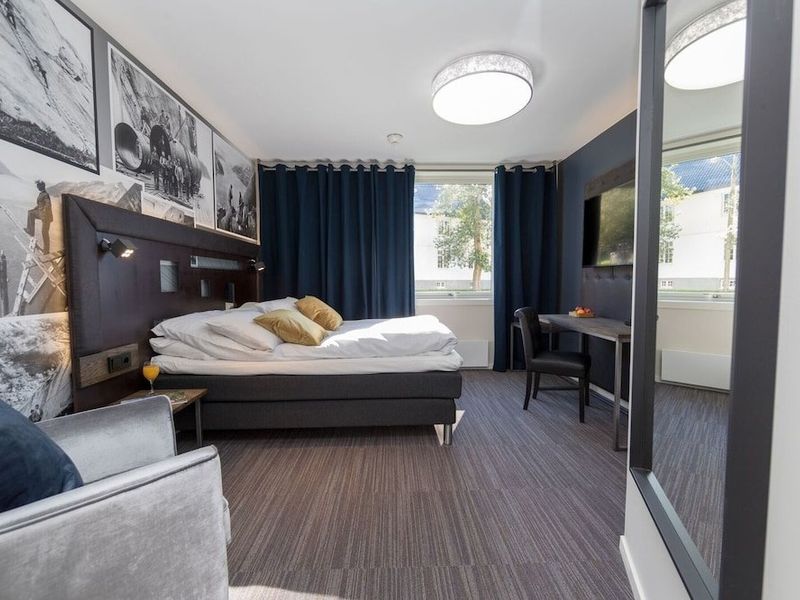 Hotel Photo 12