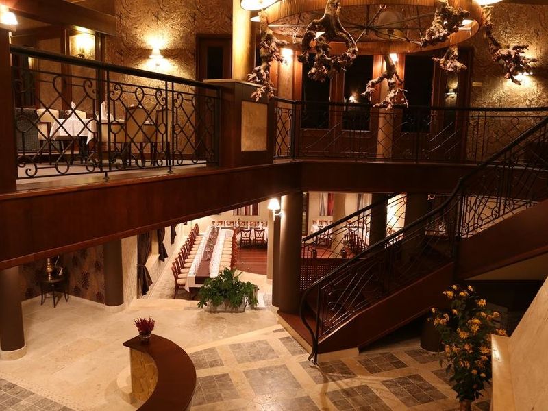 Hotel Photo 9