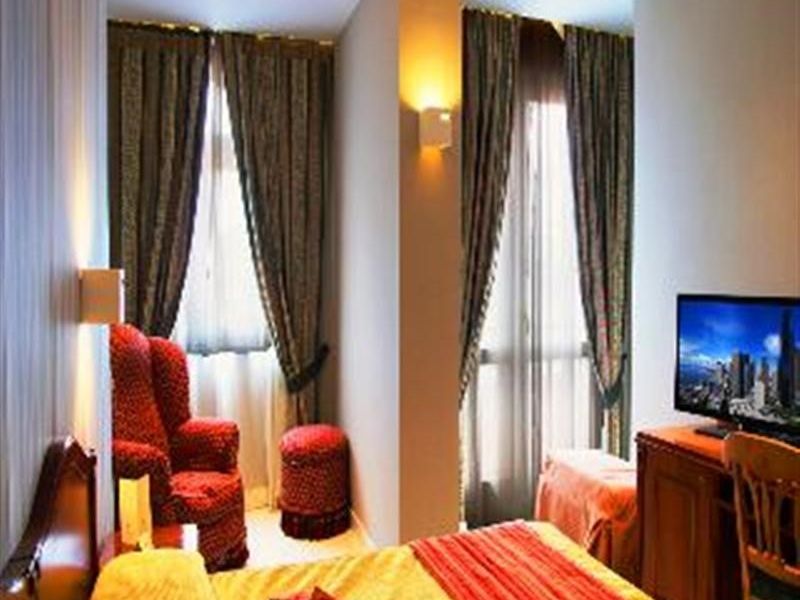 Hotel Photo 3