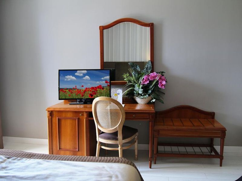 Hotel Photo 5