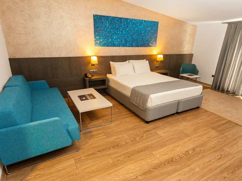 Hotel Photo 4
